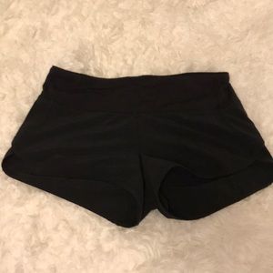 LULU LEMON BLACK ATHLETIC SHORTS